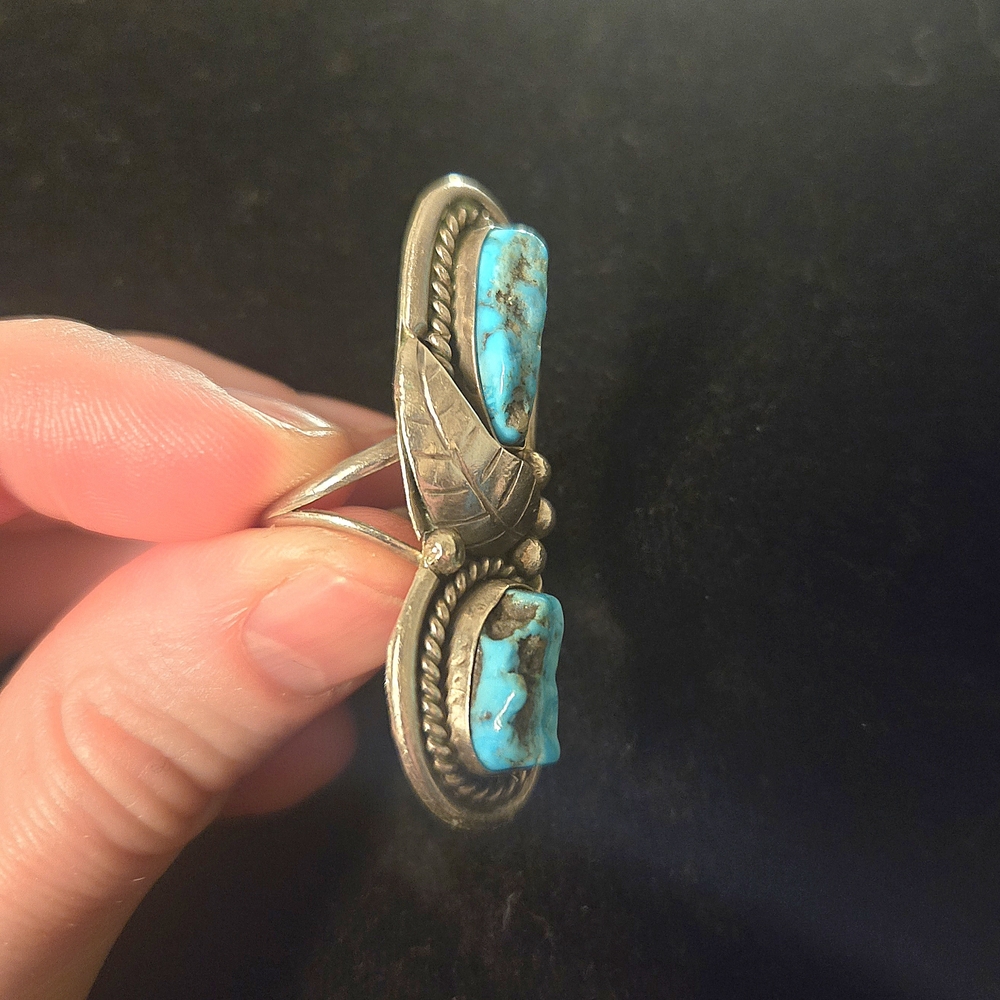 70s Southwest Turquoise & Sterling Silver Statement Ring - Picture 4 of 6